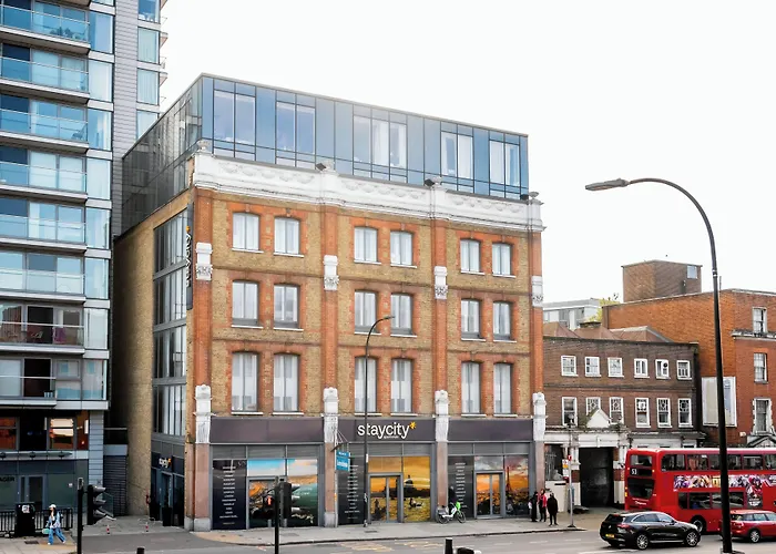 Staycity Aparthotels Deptford Bridge Station