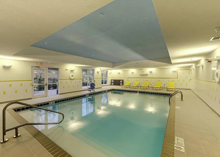 Fairfield Inn & Suites By Marriott Meridian