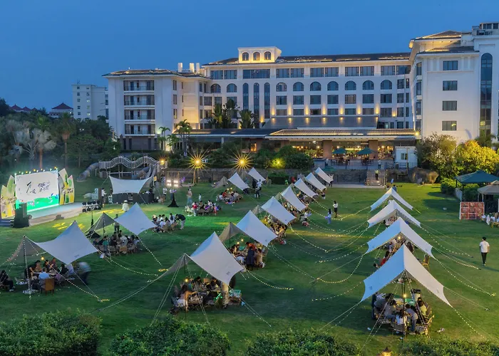 Xiamen C&D Hotel-Free Welcome Snacks-Oasis Garden