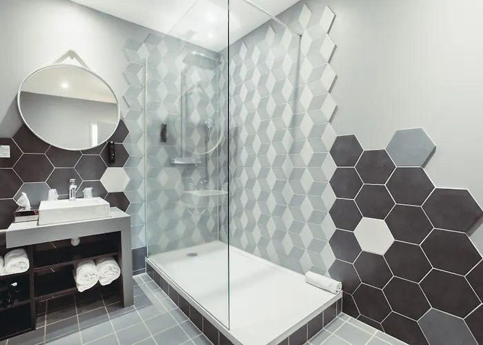 The Originals Boutique, Hotel Le Lion, Clermont-Ferrand