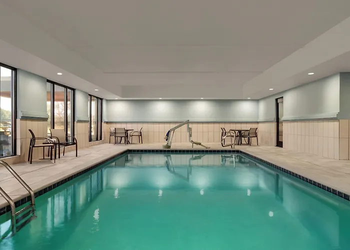 Holiday Inn Express & Suites Forrest City By Ihg
