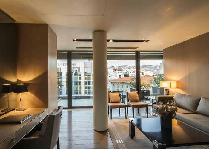 Key Hotel