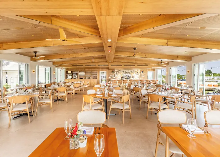 La Mer Beachfront Resort