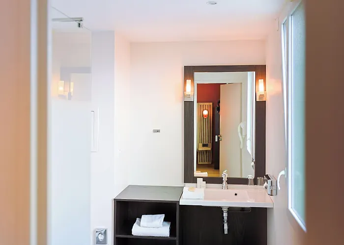 Seven Urban Suites Nantes Centre