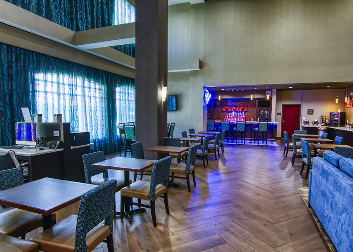 Comfort Suites Waco North - Near University Area
