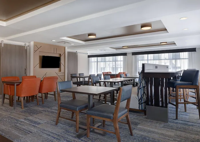Holiday Inn Express & Suites - Kansas City Ku Medical Center By Ihg