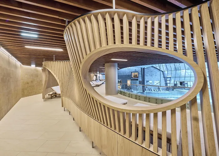Aqua Dome 4 Sterne Superior Hotel & Tirol Therme Laengenfeld