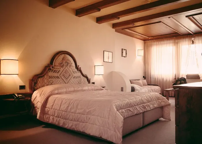 Hotel Alla Posta - Famiglia Pra Dal 1866 A Caprile