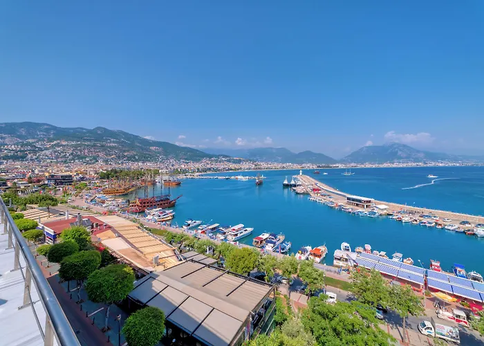 Numa Port Hotel (Adults Only)