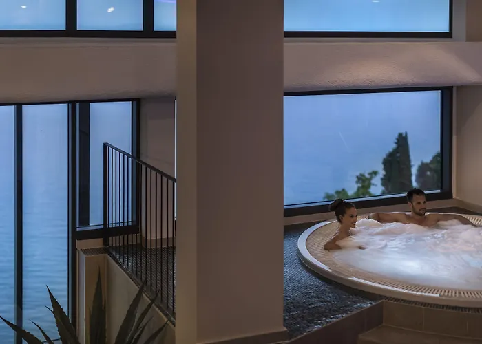 Grand Hotel Adriatic II