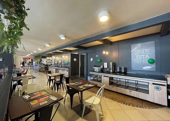Nobile Inn Santiago