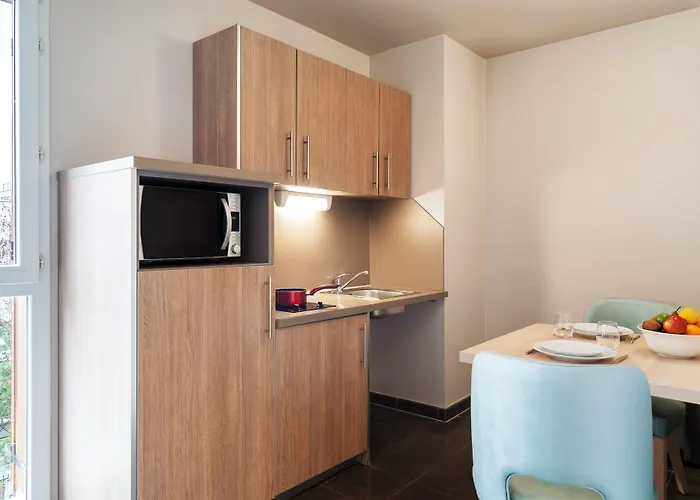 Residhome Paris-Guyancourt