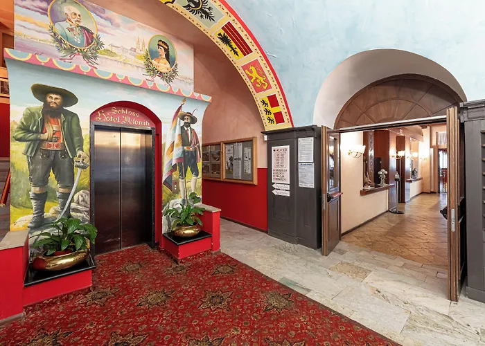 Hotel Dolomiti Schloss