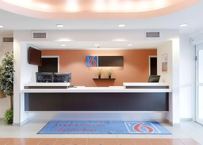Motel 6-Brandon, Mb