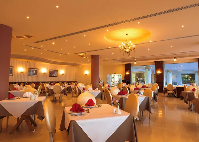 Amwaj Oyoun Resort