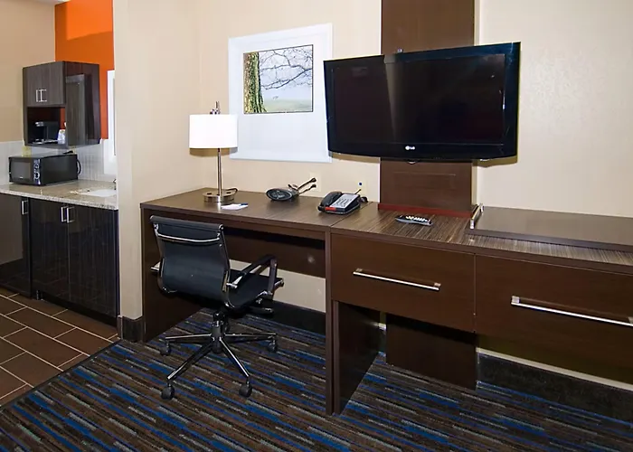 Holiday Inn Express Fulton By Ihg
