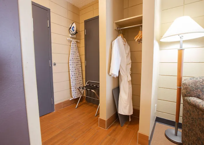 Neighbourhood Inn Hotels In Bonnyville