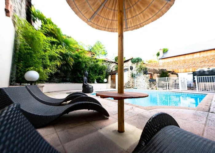 Brit Hotel Confort Auclair