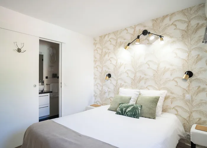 Logis Hôtel La Fenière