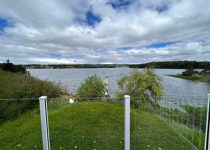 Bras D'Or Lakes Inn
