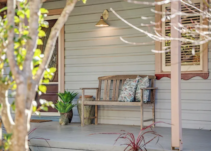 Whispering Pines Chalet & Cottages