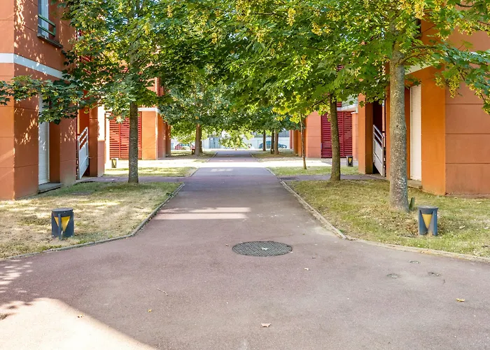 Appart'City Confort St Quentin En Yvelines – Bois d'Arcy - Appart Hôtel