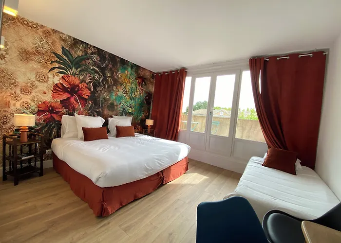 Logis Hôtel Médiéval, Montélimar Nord