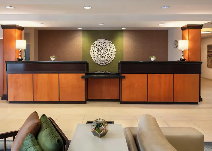 Fairfield Inn & Suites Redding