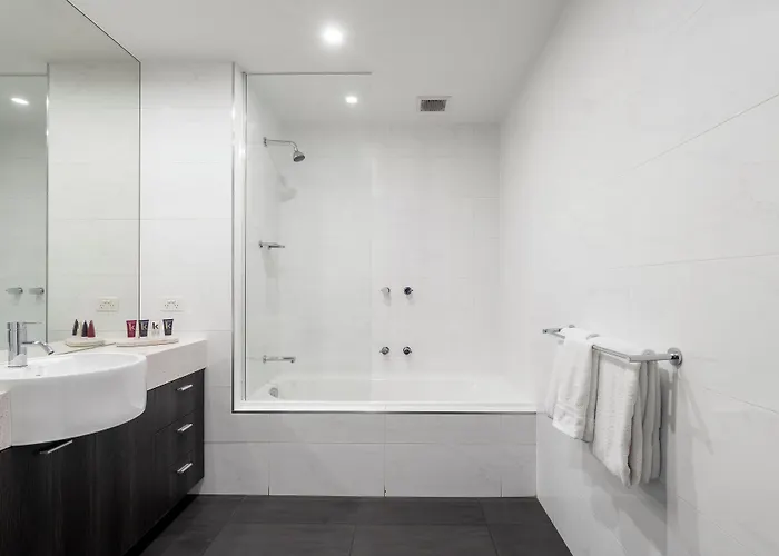 Tyrian Serviced Apartments Fitzroy
