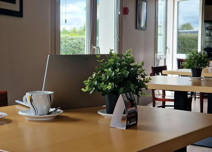 Prest'Hotel Epinal Chavelot