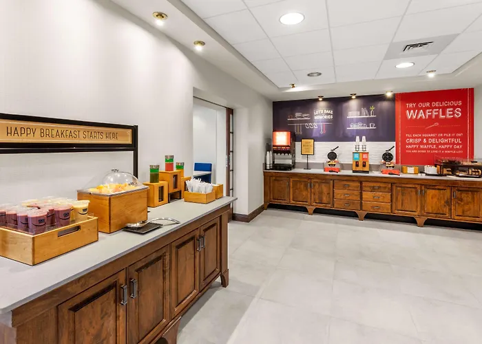 Hampton Inn & Suites Fairbanks