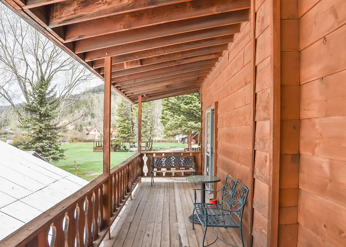 Alpine Lodge Red River
