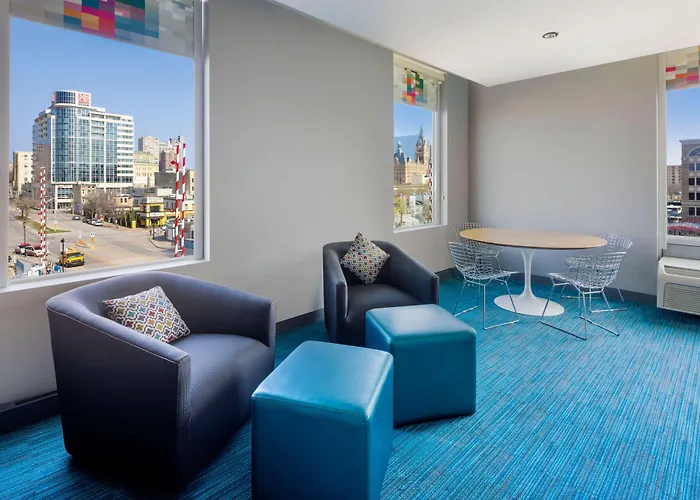 Aloft By Marriott Milwaukee Downtown