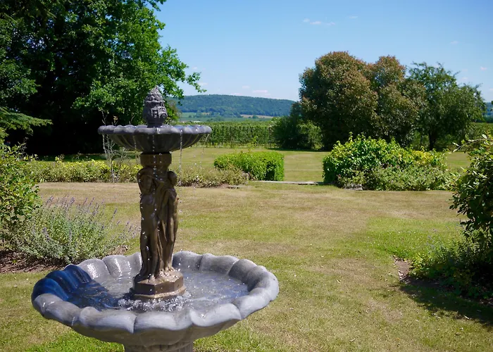 Glewstone Court Country House Hotel