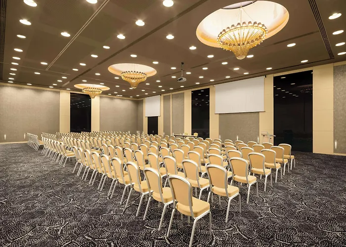 Golden Tulip Ana Dome Hotel