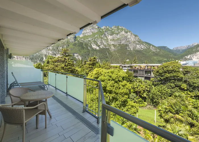 Parc Hotel Flora S