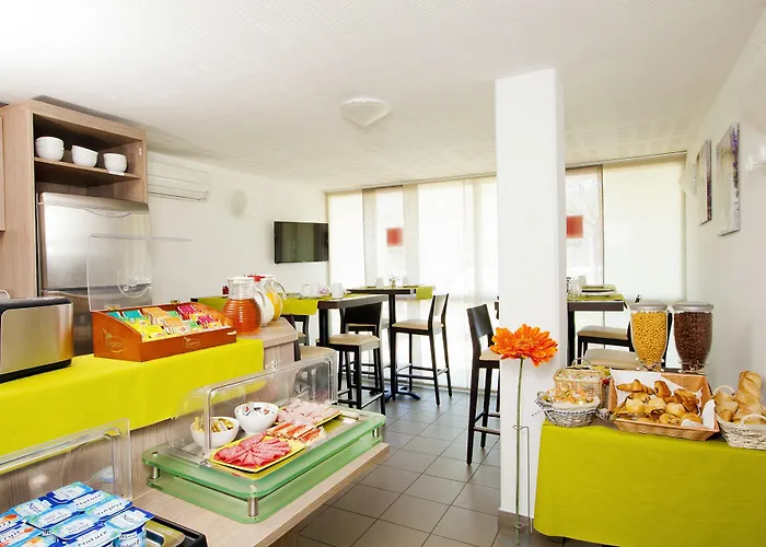 Apparthotel Séjours&Affaires Manosque