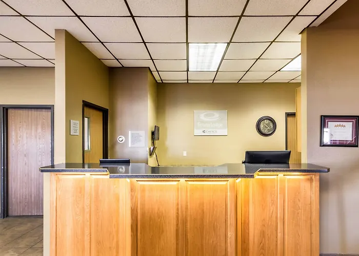 Econo Lodge - Valley City