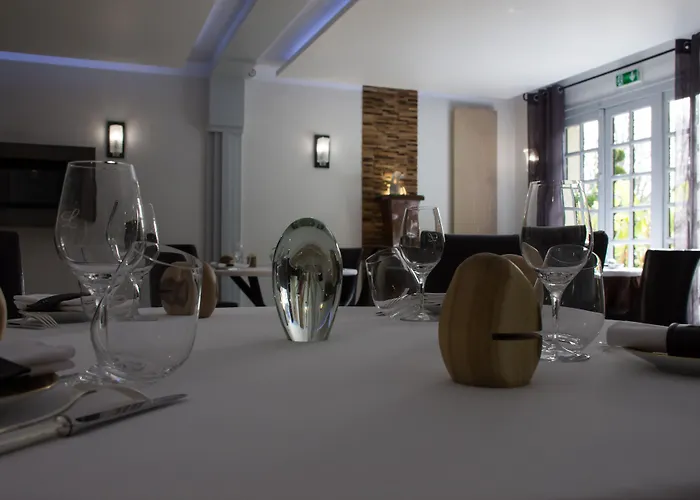 Logis L'Auberge - Maison Glenn Anna