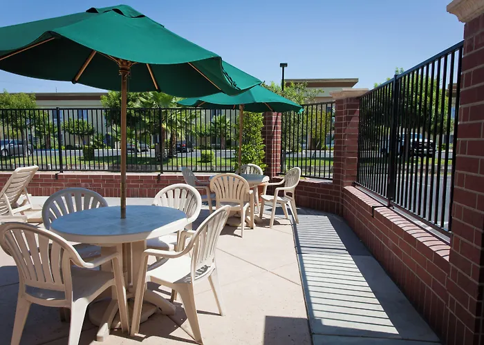 Holiday Inn Express & Suites Sacramento Ne Cal Expo By Ihg