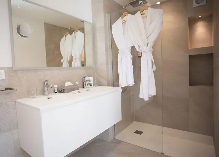 Hotel Le Verger Maelvi