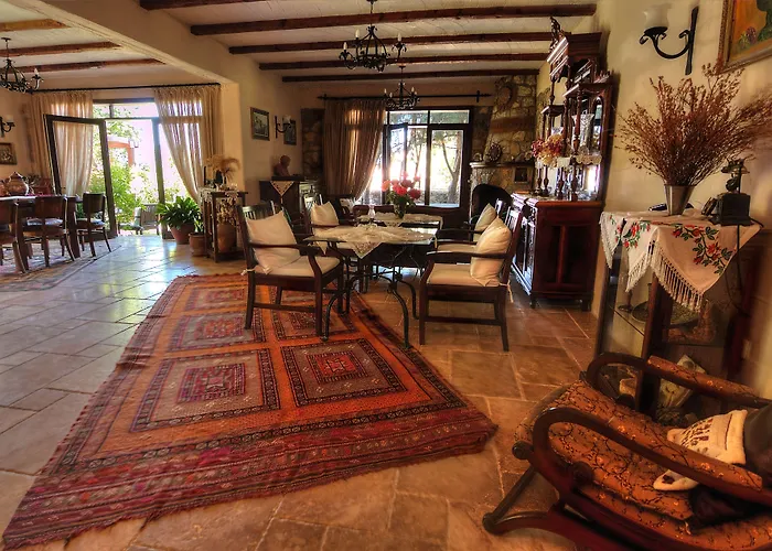 Mandarin & Mango Boutique Hotel