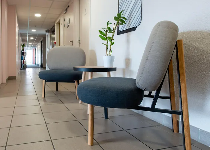 B&B HOTEL Cholet Nord