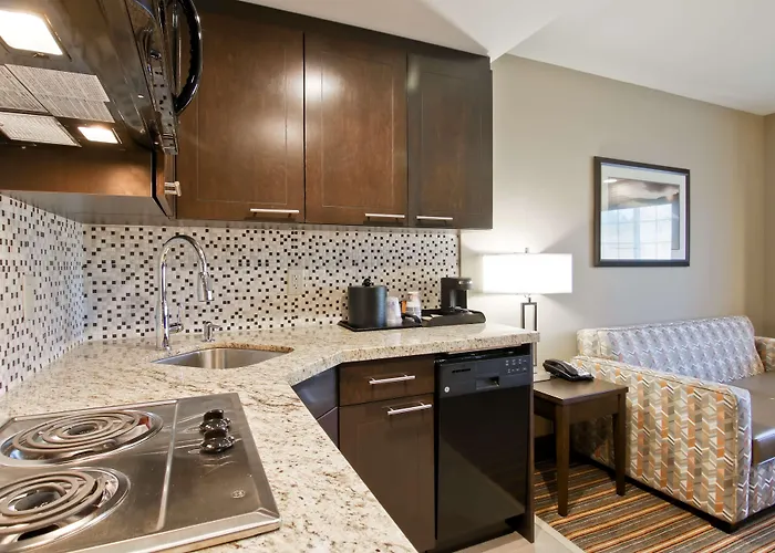 Best Western Plus Woodstock Inn & Suites
