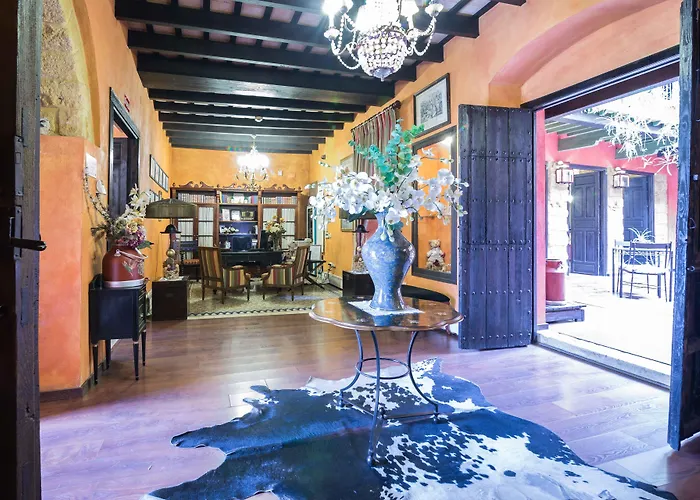 La Casona De Calderon Gastronomic & Boutique Hotel