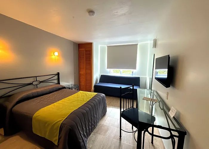 Hotel Arboledas Expo