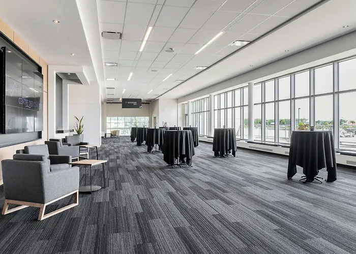 Four Points By Sheraton Levis Convention Centre