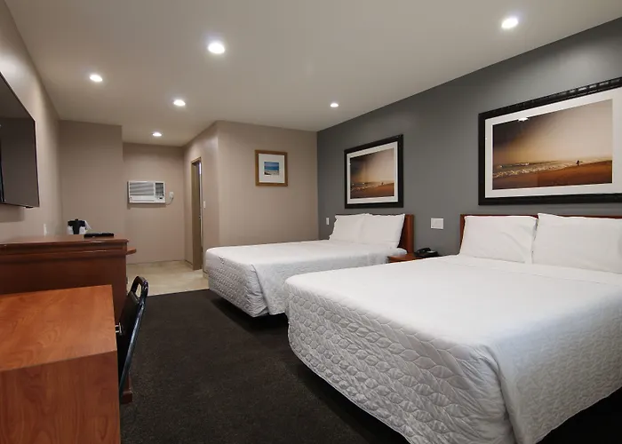Dunes Inn - Wilshire (Adults Only)