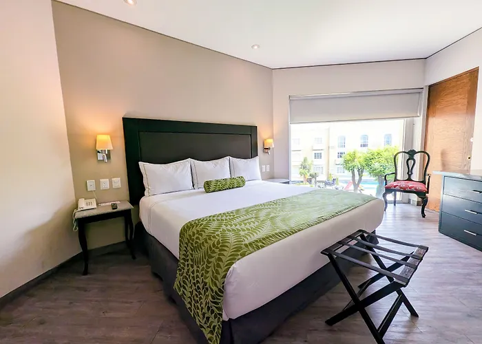 Plaza Camelinas Hotel