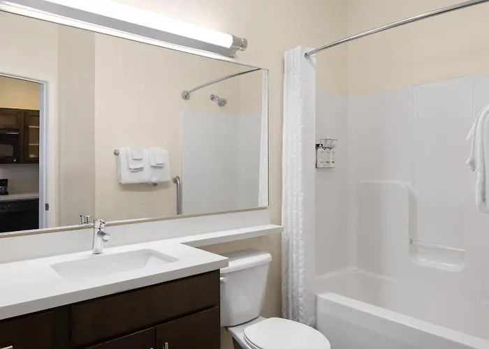 Candlewood Suites Bismarck